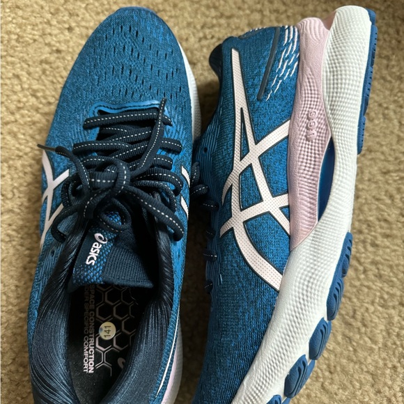 ASICS Gel Nimbus 24 - Picture 10 of 10